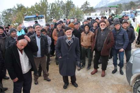 Köylülerden çimento fabrikası kurulmasına tepki