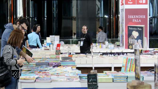 1. Kitap Fuarı İstanbul açıldı