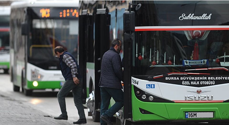 Bursa'da aşı için toplu ulaşım kısıtlaması kalkıyor