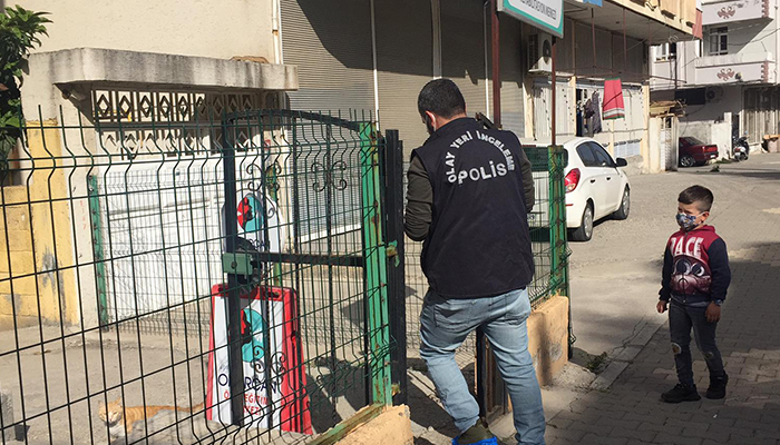 Adıyaman’da otizmli çocuğun boğazına çilek kaçtı