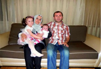 Ahsen Okyar ve Arkadaşları Bebek Ziyaretinde