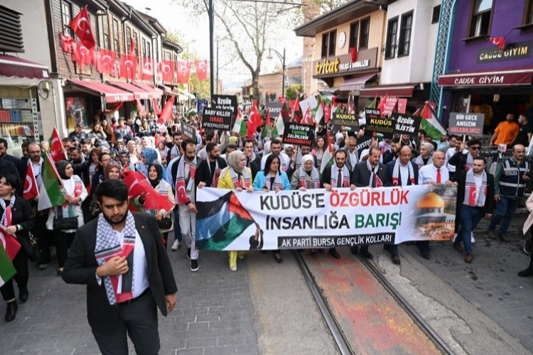 AK Gençlik Bursa'dan Filistin'e tam destek