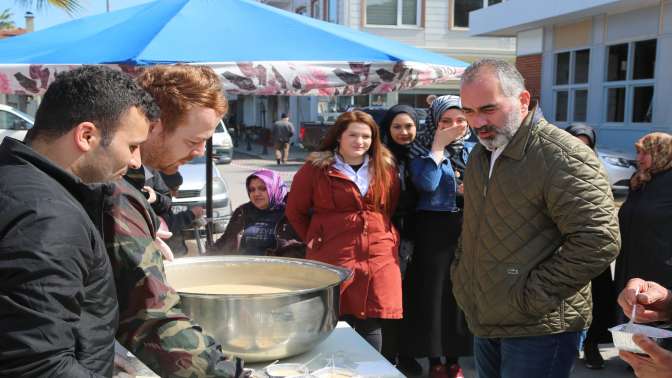 Ak parti gençlik kollarından anlamlı program