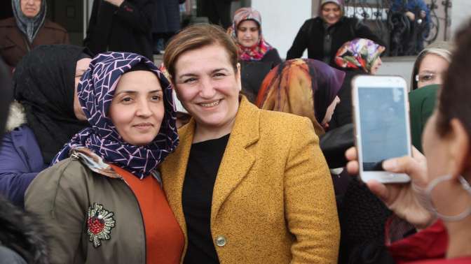 Ak Partili kadınların, Sibel Gönül buluşması