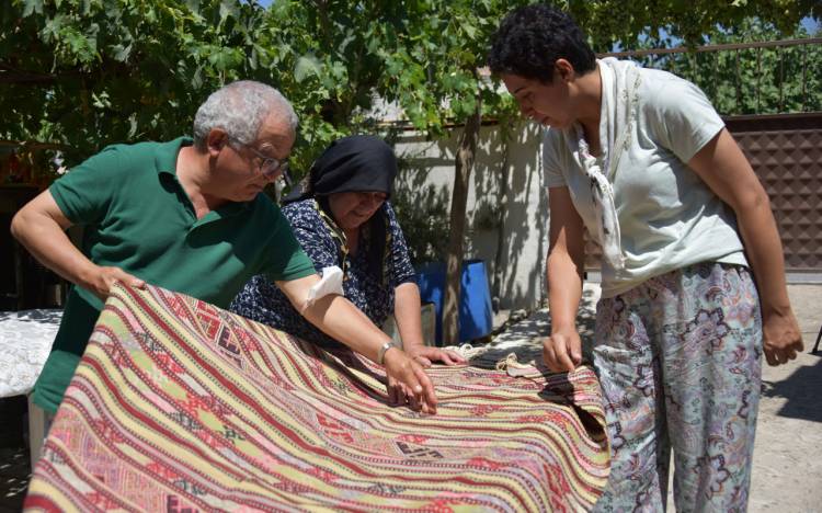 Aliağa'da Helvacı Kilimi hayat bulacak