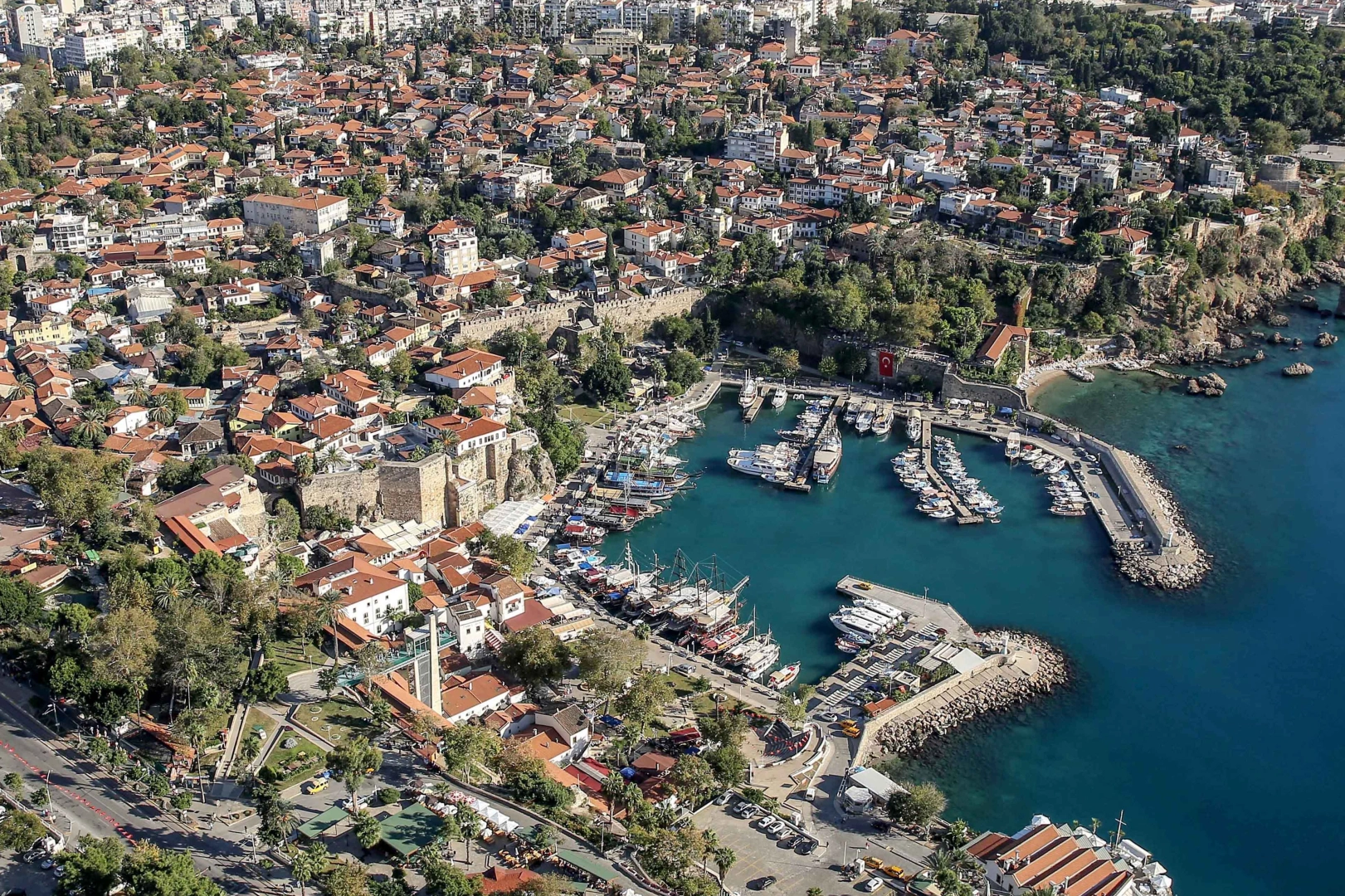 Antalya Kaleiçi sporla keşfedilecek!