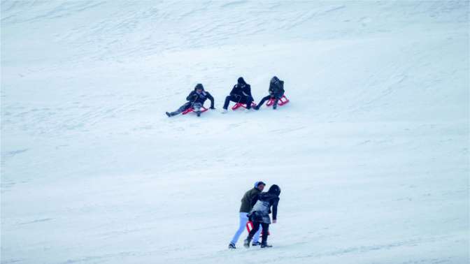 Antalya kış sporlarında 4 kategoride yarıştılar