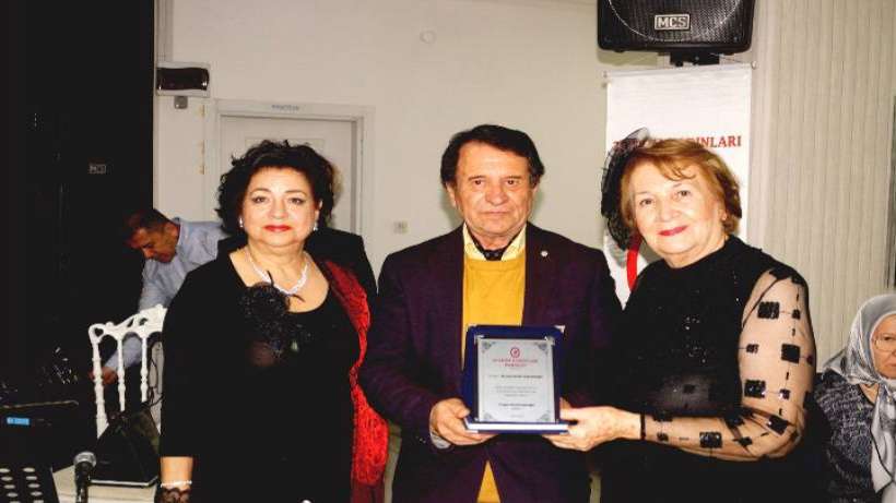 Atatürk Sempozyumu Ödül Töreni Gerçekleşti