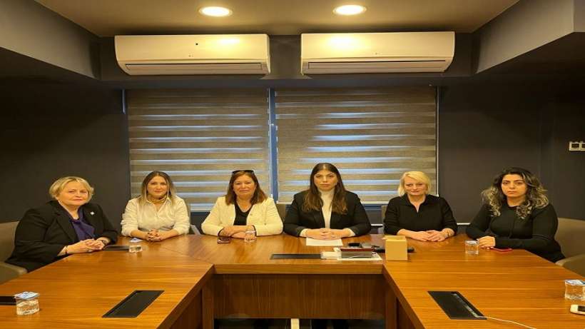 Aylin Nazlıakından kadına yönelik şiddete açıklaması