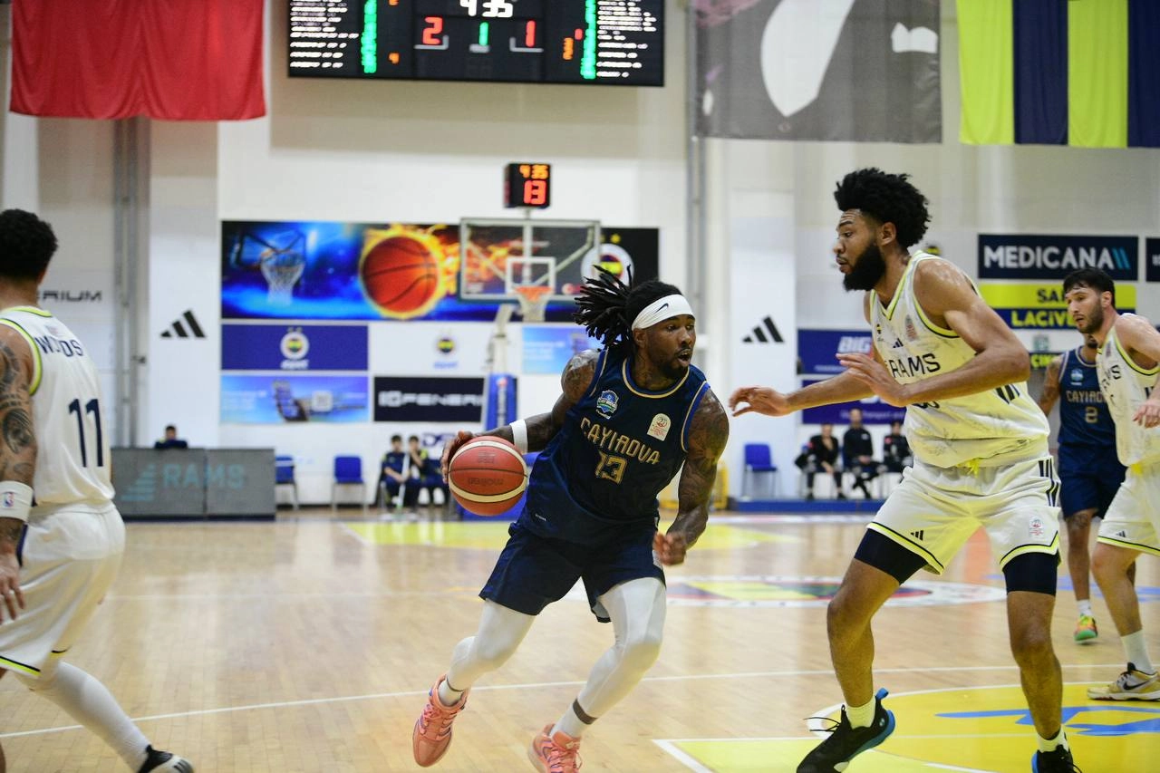 Çayırova potada 8'de 8'le yola devam Çayırova potada 8'de 8'le yola devam