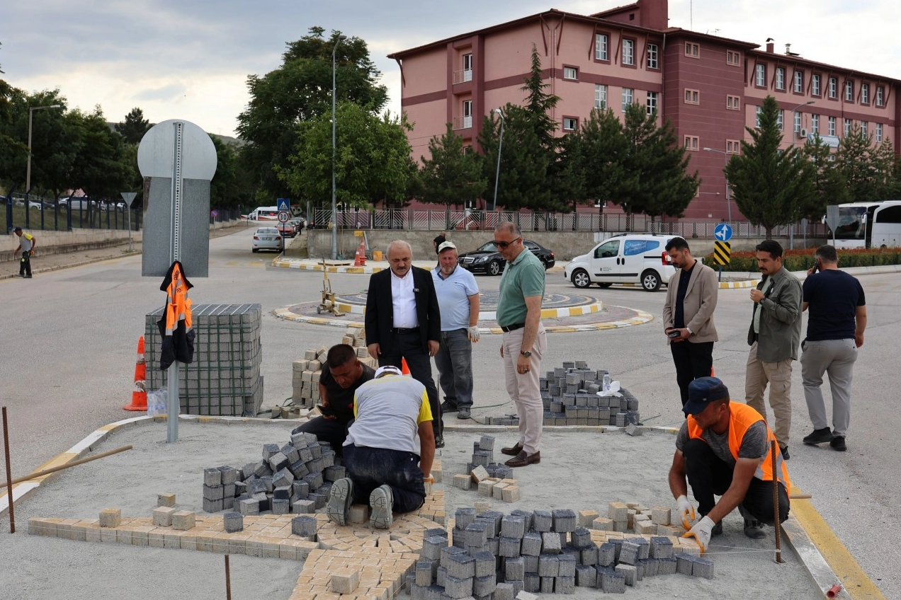 Başkan Esen’den sahaya yakın takip