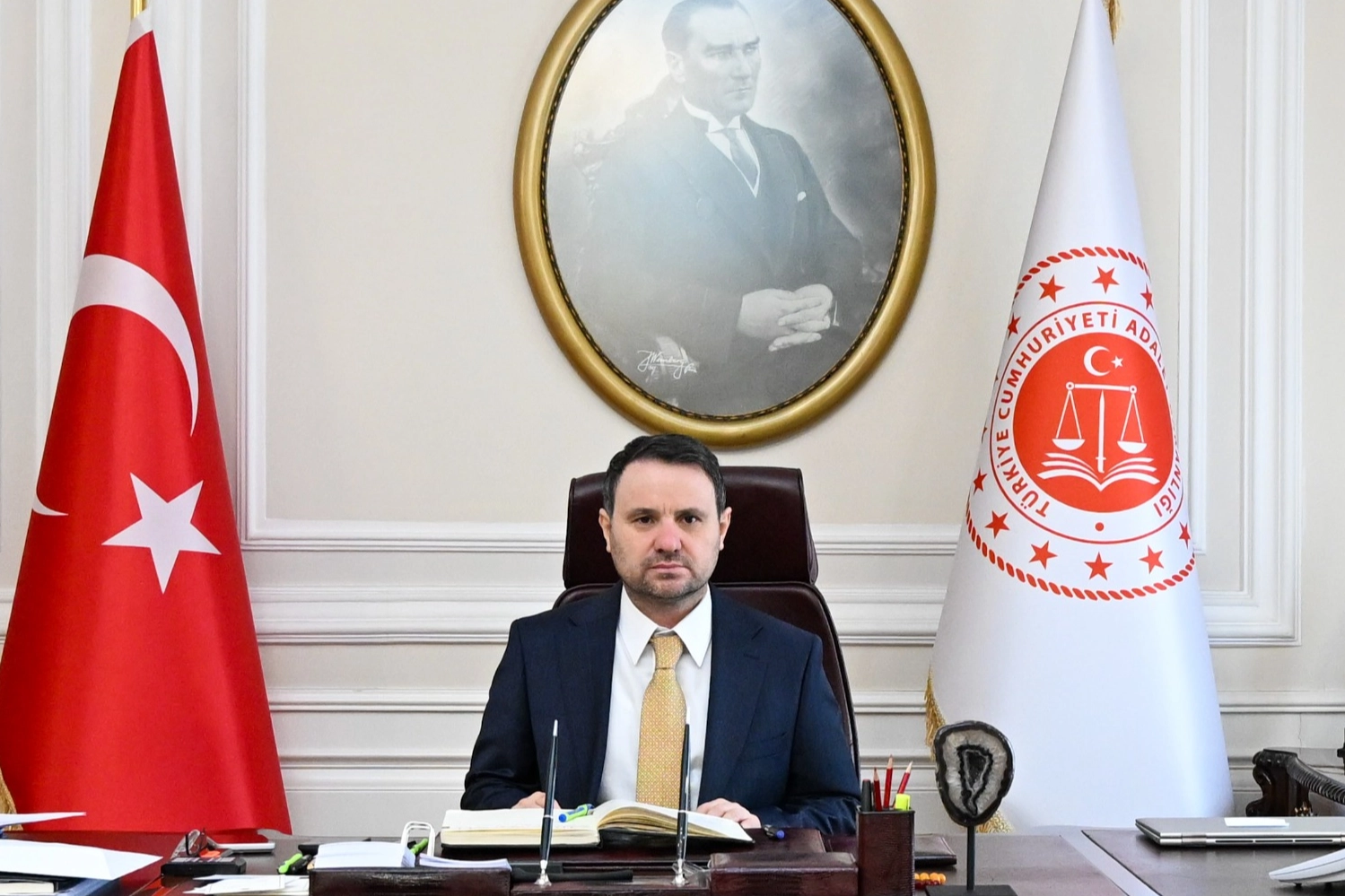 Bakan Gürlek: Organize suç örgütleriyle mücadelemiz tavizsiz sürecek