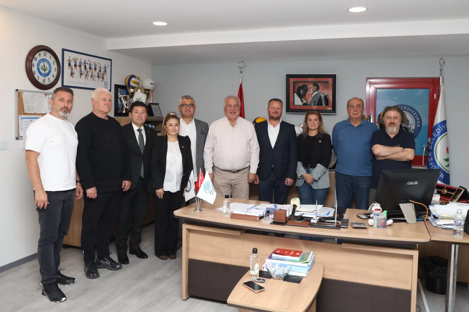 Başkan Or: Bizim derdimiz hentbol oynamak