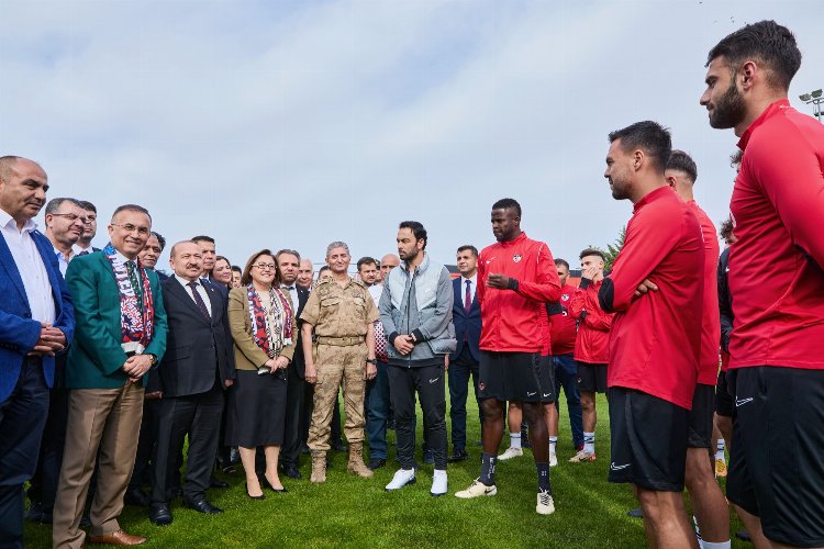 Başkan Şahin’den Gaziantep FK'ya moral ziyareti!