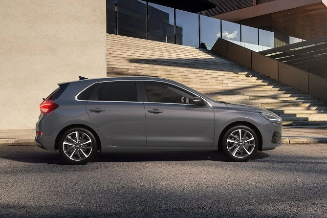 Beklenen modeli i30 Türkiye’de yeniden satışta