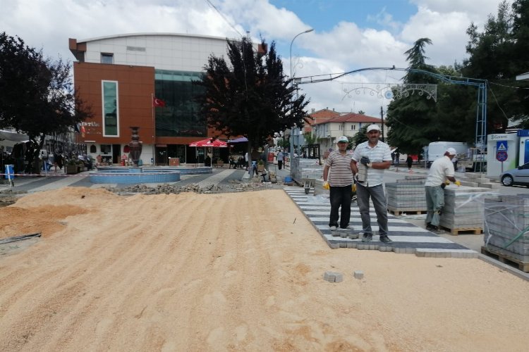 Bilecik Pazaryeri'nde 'Kamil Koç' anısını yaşatan parkta revizyon