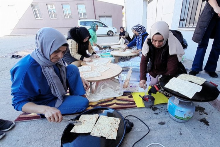 Bilecik Pazaryeri'nde renkli kermes başladı