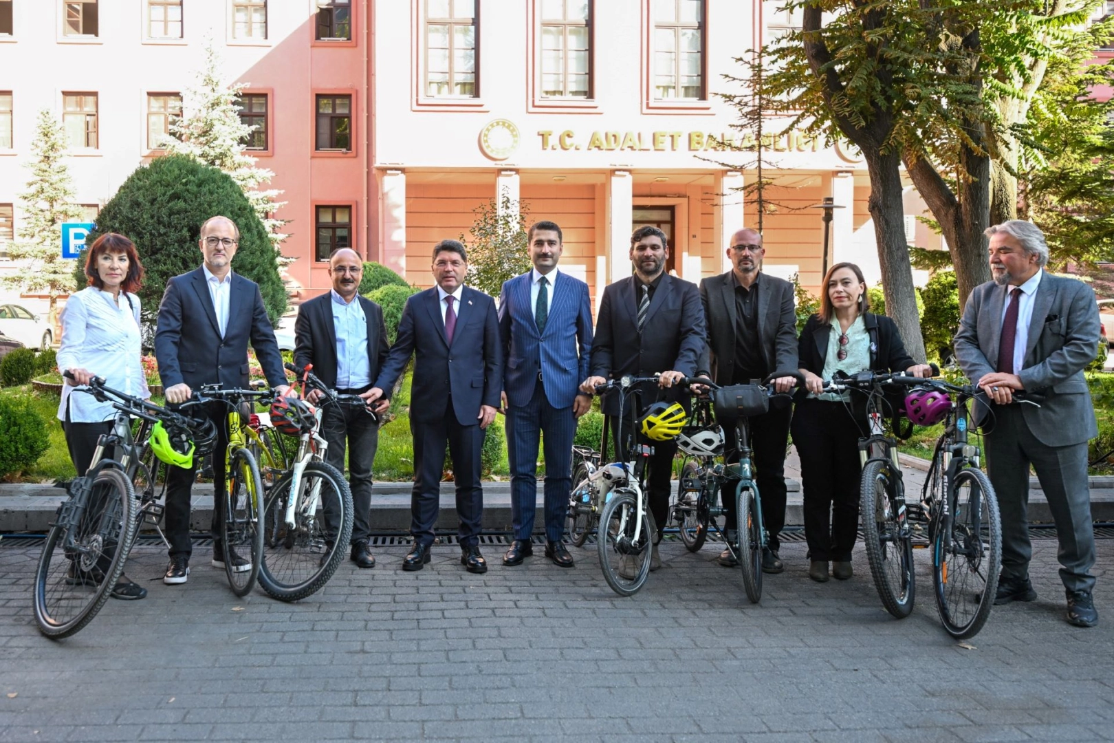'Bisikletli yaşam için Adalet'i yerinde istediler