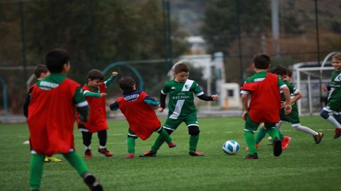 Bodrumspor futbol okulu çalışmalarına devam