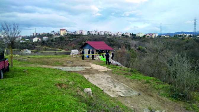 Boynundan silahla vurulan kişi öldü