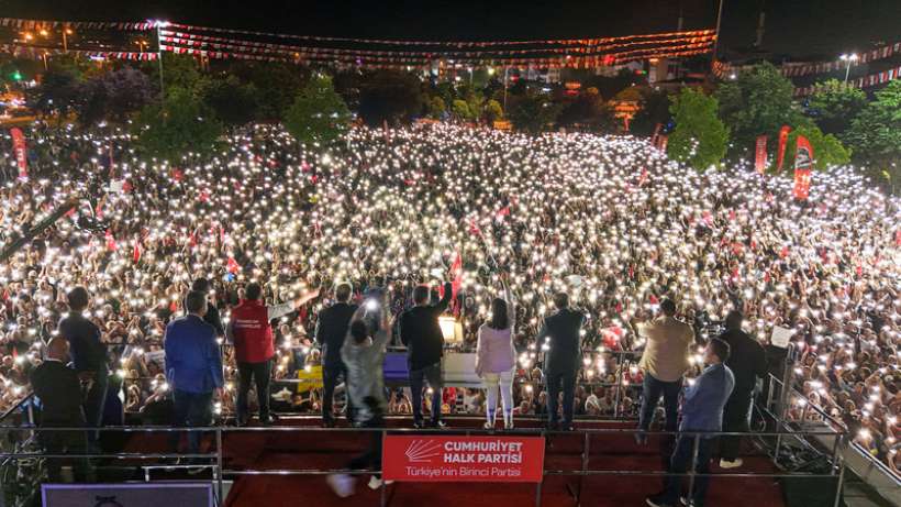 Bu Daha Başlangıç “Demokratları Yan Yana Getirip Otokratları Yeneceğiz”
