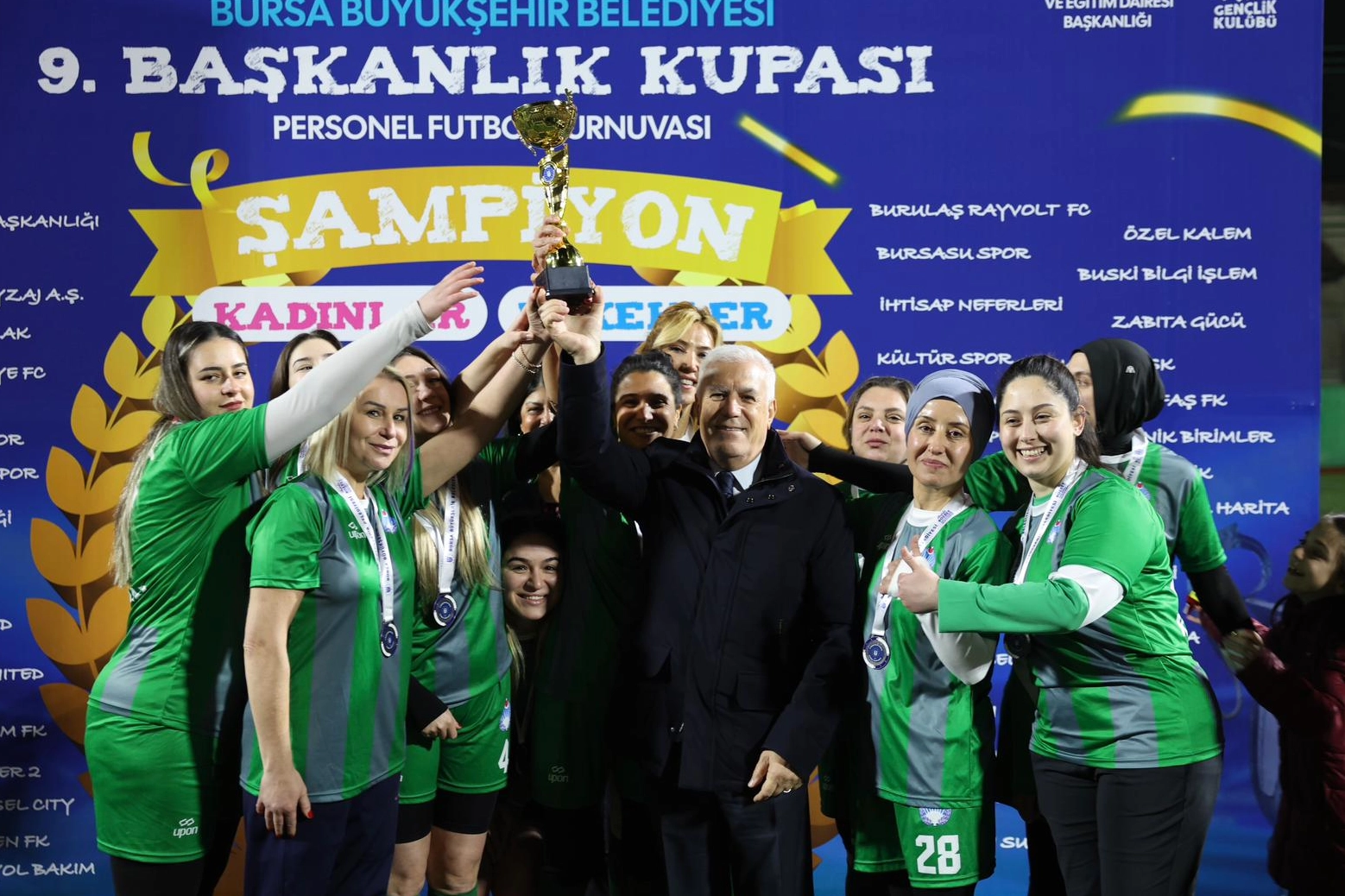 Bursa Büyükşehir'in 'Başkanlık Kupası' finalleri nefes kesti