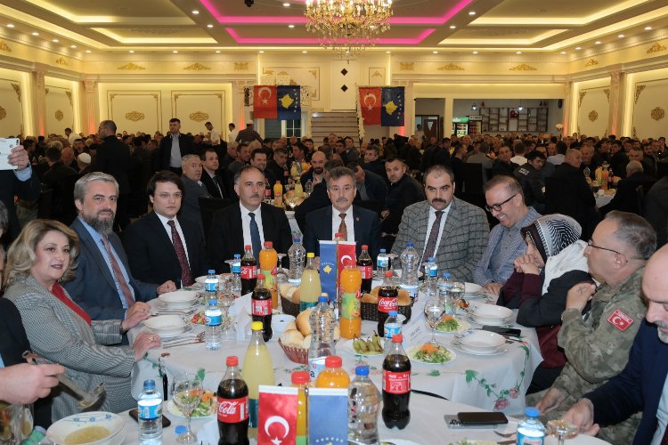 Bursa Büyükşehir sofralarından birlik beraberlik mesajı 