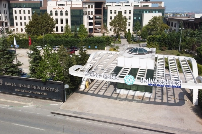 Bursa’da liselilere üniversite deneyimi