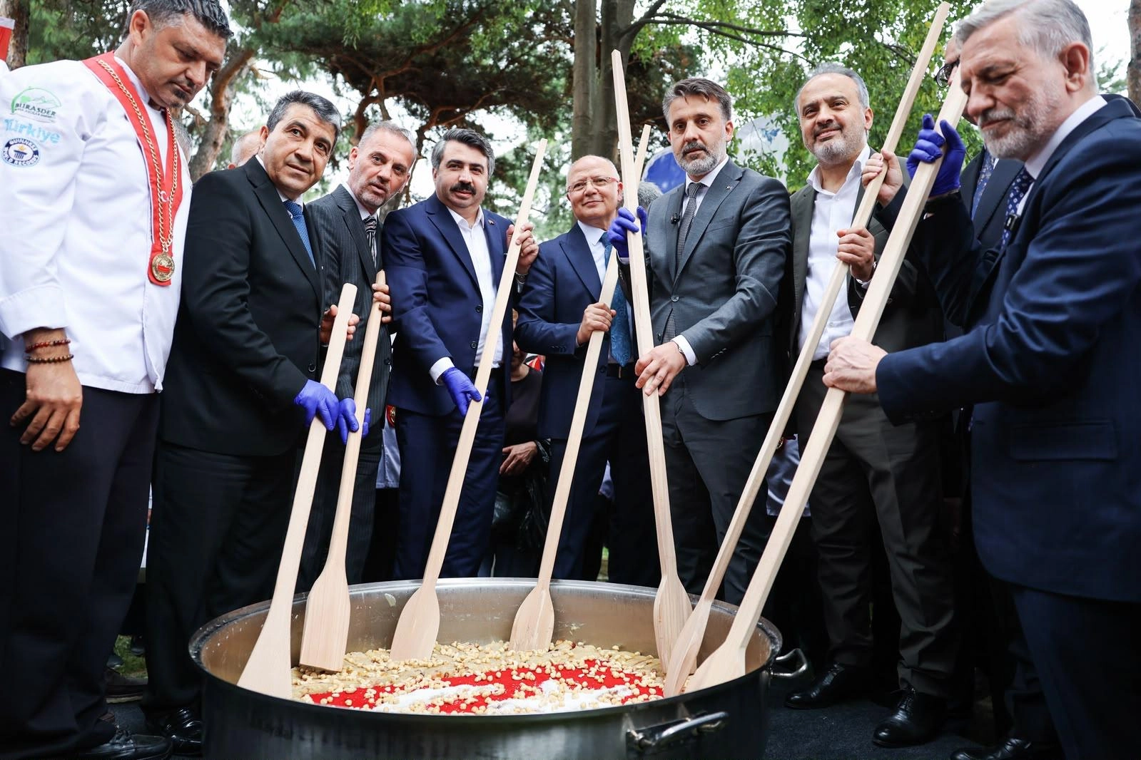 Bursa'dan fetheden lezzetlere coşkulu başlangıç Bursa'dan fetheden lezzetlere coşkulu başlangıç