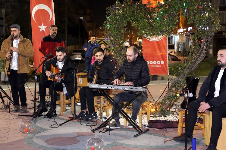 Bursa Gürsu'da müzik dolu 14 Şubat