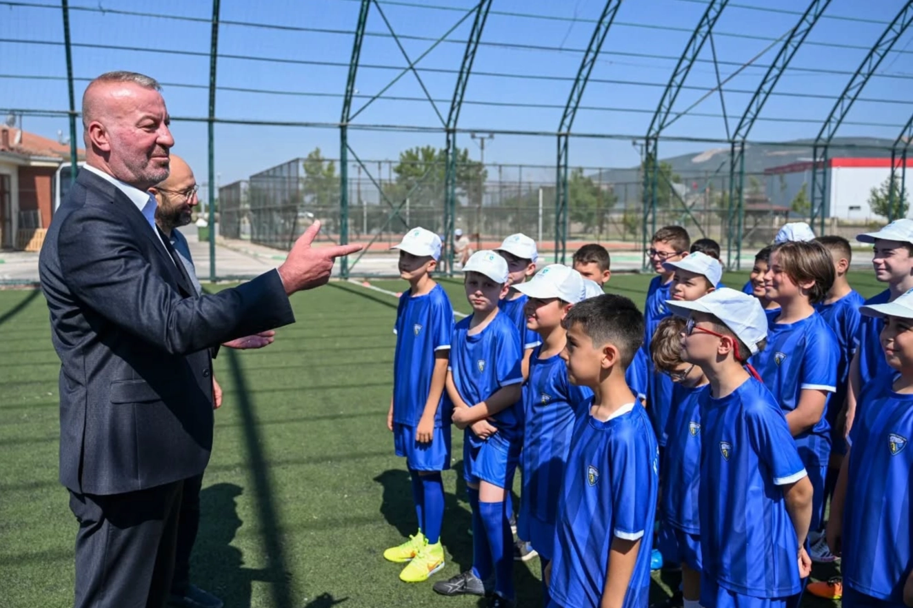 Bursa Karacabey'de 'Yaz Spor' heyecanı Bursa Karacabey'de 'Yaz Spor' heyecanı