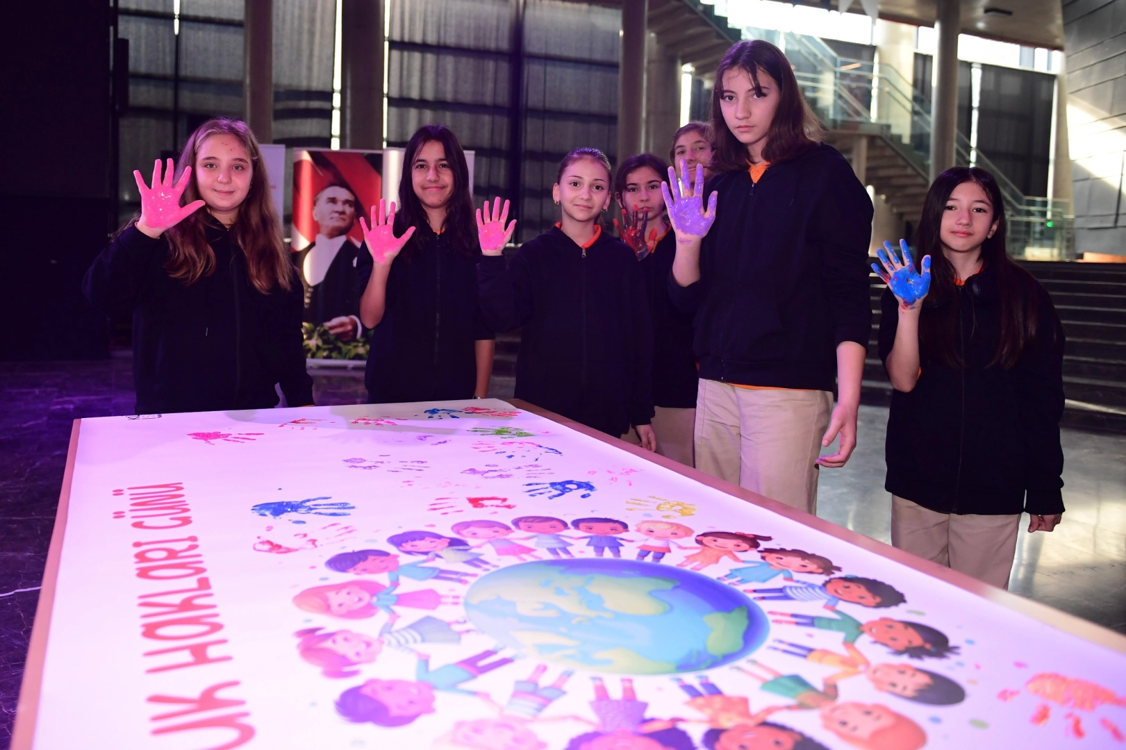 Bursa Osmangazi’de Çocuk Hakları Günü'nde renkli etkinlik