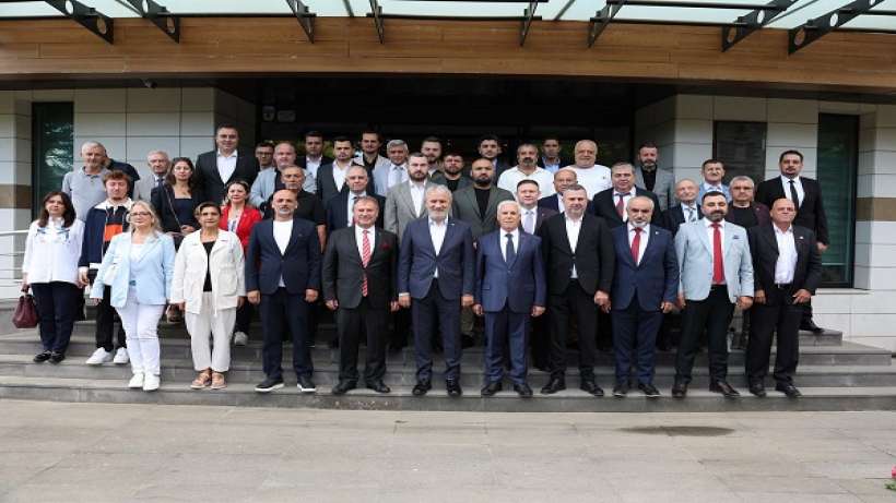 BURSA’YI MASA BAŞINDA DEĞİL, HALKIMIZLA BİRLİKTE YÖNETİYORUZ”