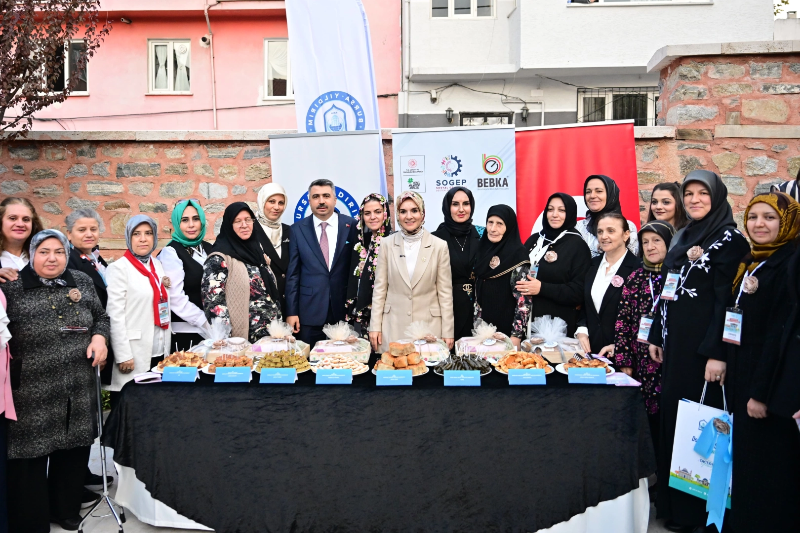 Bursa Yıldırım'da Hacı Seyfettin Sanat ve Zanaat Merkezi açıldı
