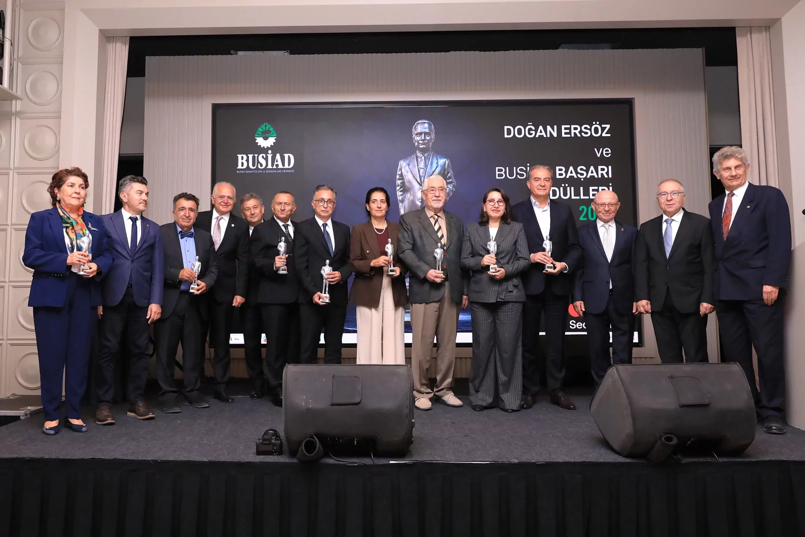 BUSİAD ödülleri sahiplerini buldu