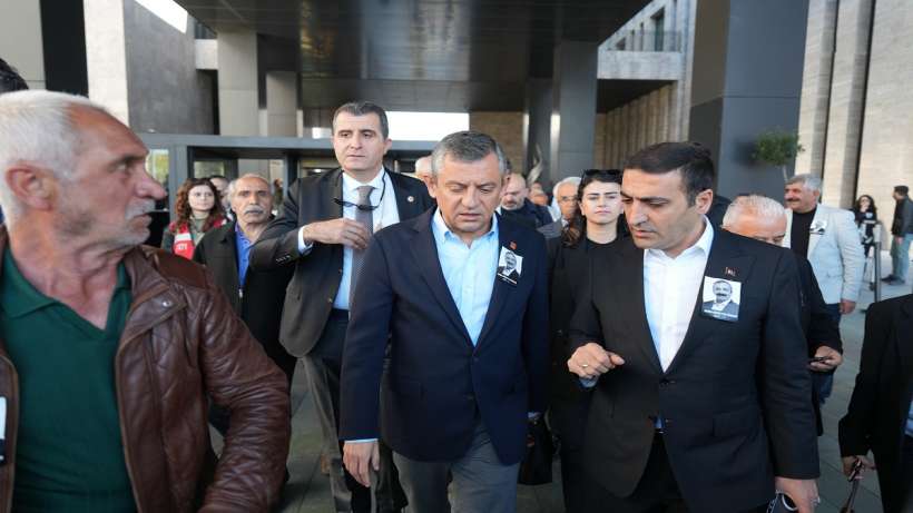 CHP Genel Başkanı Özgür Özel’den Açıklama Bu Yumruk Demokrasiye Atıldı