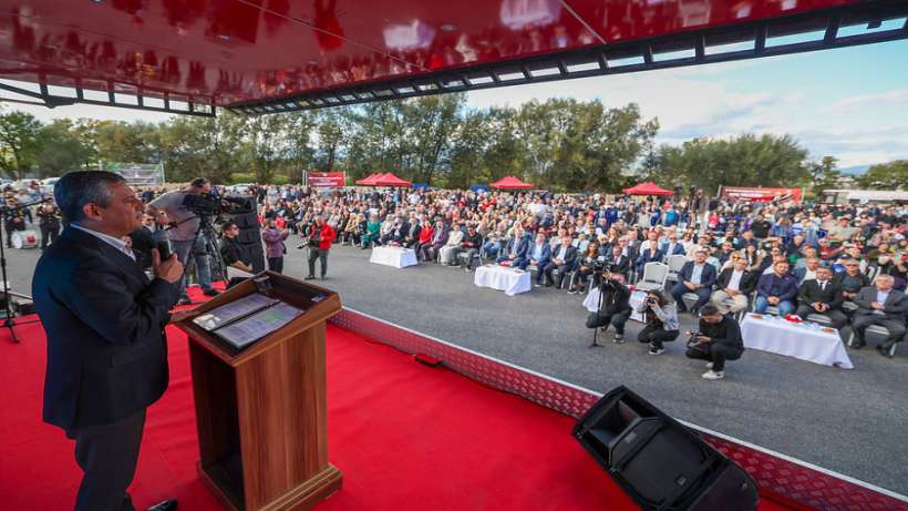 CHP Genel Başkanı Özgür Özel’den Bolu’da İktidara Sert Eleştiri