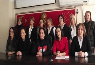CHP Kocaeli Kadın Kolları Hukuk Komisyonunu tanıttı