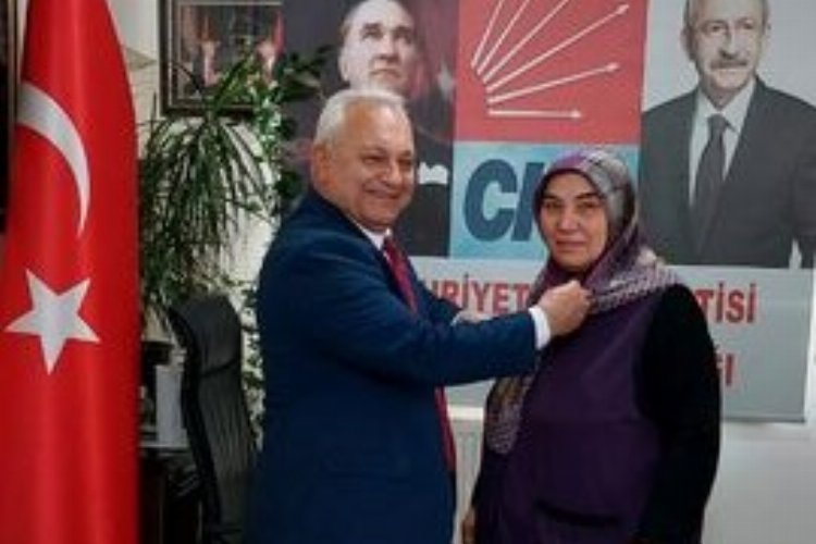 CHP Sincan'da büyüyor