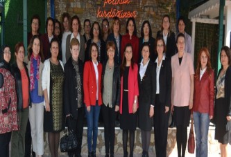 CHP'li kadınlar Hürriyetle buluştu