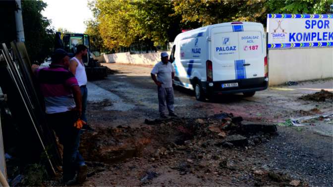 Darıcada doğal gaz borusu patladı