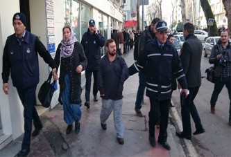 Dilencilik yapan Suriyeliler toplanıyor