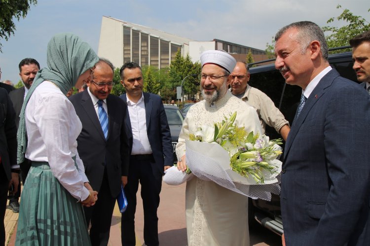 Diyanet İşleri Başkanı Erbaş Kocaeli'de