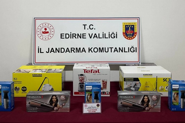 Edirne'de kaçak elektronik eşya ele geçirildi!