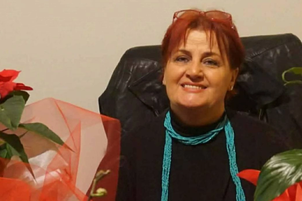 Edirneli gazeteci Bakiye Sarılarlı son yolculuğuna uğurlandı Edirneli gazeteci Bakiye Sarılarlı son yolculuğuna uğurlandı