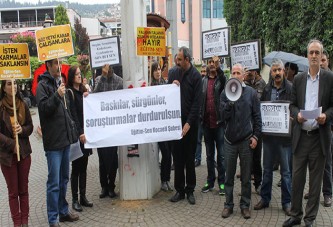 Eğitim-Sen’den "baskı" protestosu