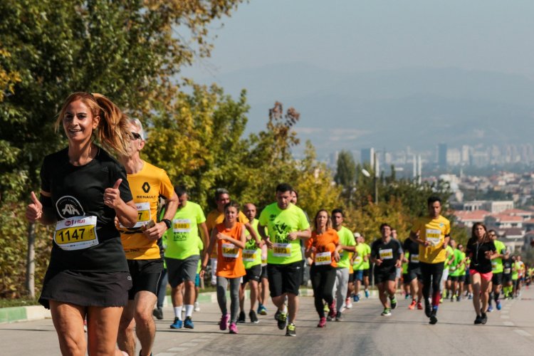 'Eker I Run' Bursa'da iyilik peşinde koşacak