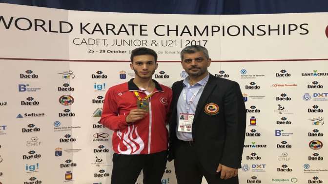 Enes Bulut’un büyük başarısı