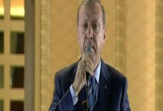 Erdoğan: Demokrasi nöbetine ara veriyoruz