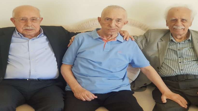 Eski Dostlar’dan İsmet Kaya’ya ziyaret
